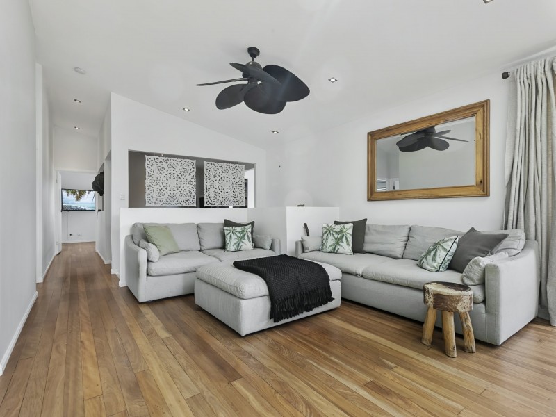 27 Wattle Avenue, Bongaree QLD 4507