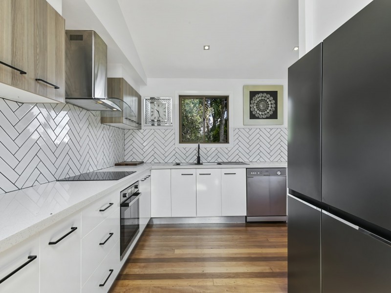 27 Wattle Avenue, Bongaree QLD 4507