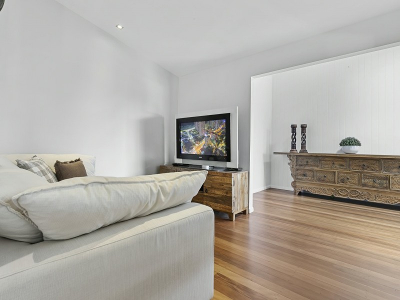 27 Wattle Avenue, Bongaree QLD 4507