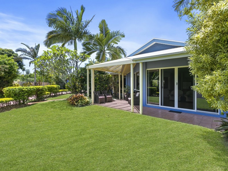 9 Eagle Court, Banksia Beach QLD 4507
