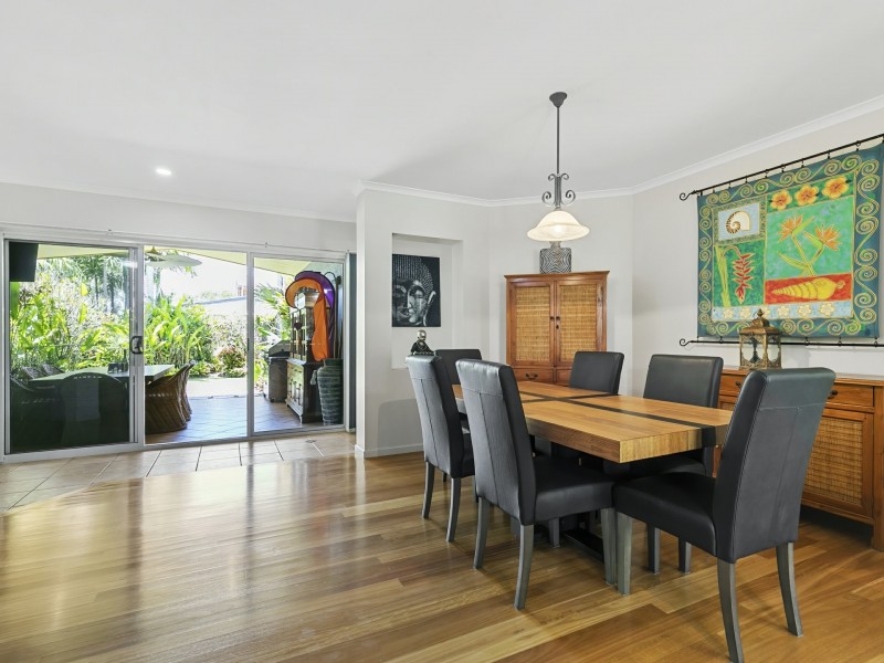 9 Eagle Court, Banksia Beach QLD 4507