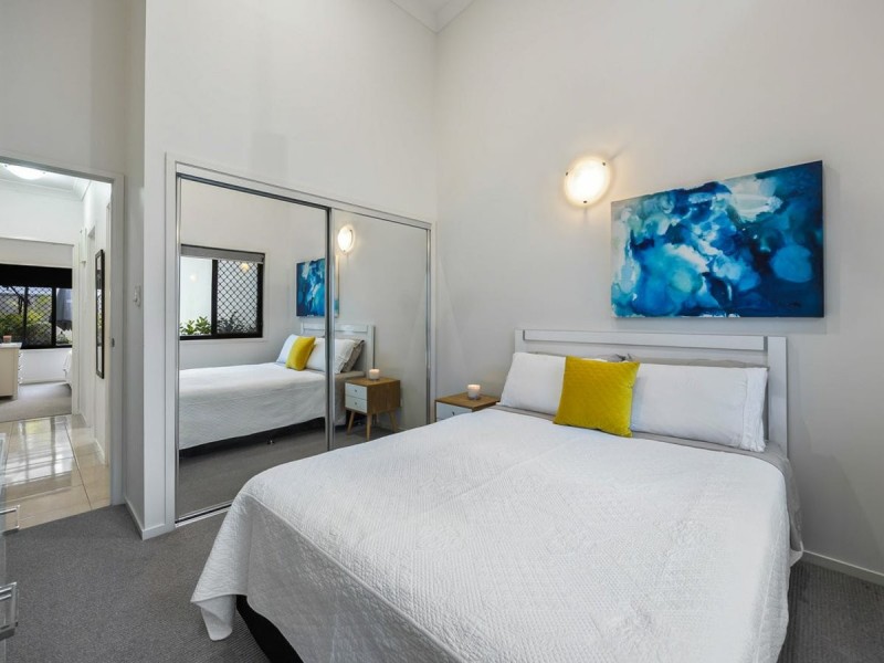 13/4 Kal Ma Kuta Drive, Sandstone Point QLD 4511