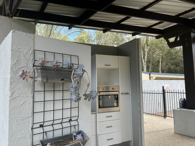 402 Bestmann Road, Godwin Beach QLD 4511