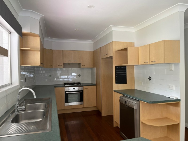 402 Bestmann Road, Godwin Beach QLD 4511