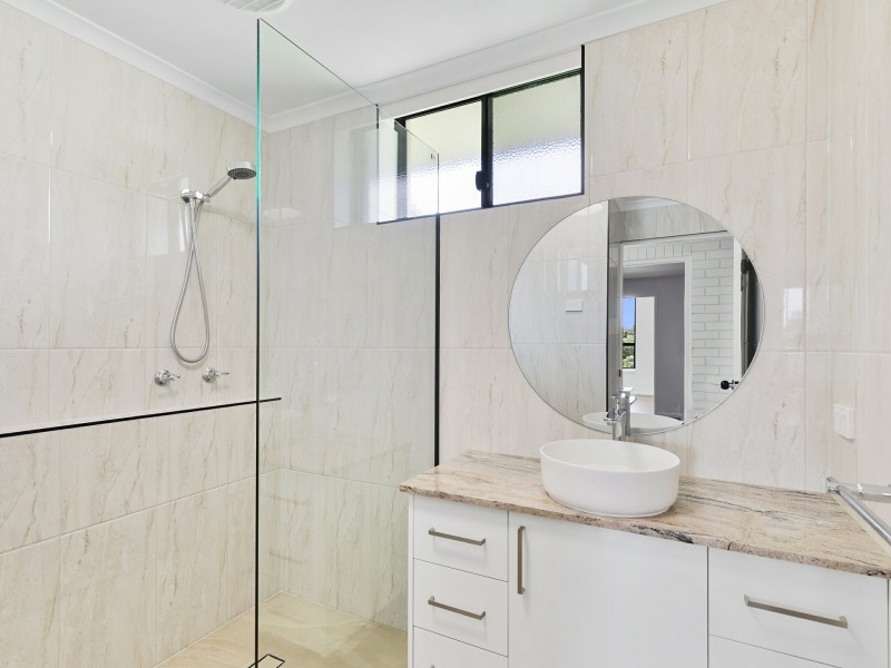 100 Ningi Esplanade, Ningi QLD 4511