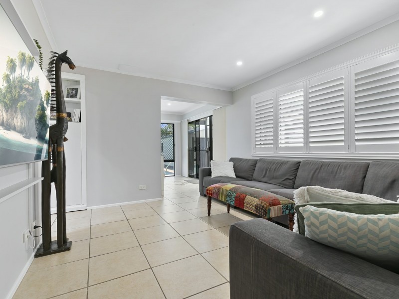 19 Captain Cook Drive, Banksia Beach QLD 4507