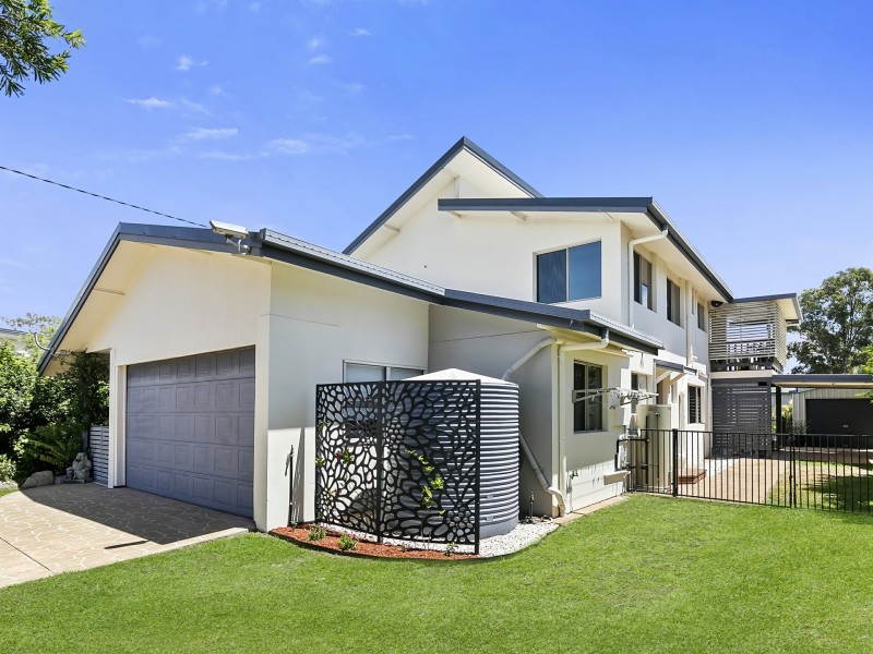 19 Captain Cook Drive, Banksia Beach QLD 4507