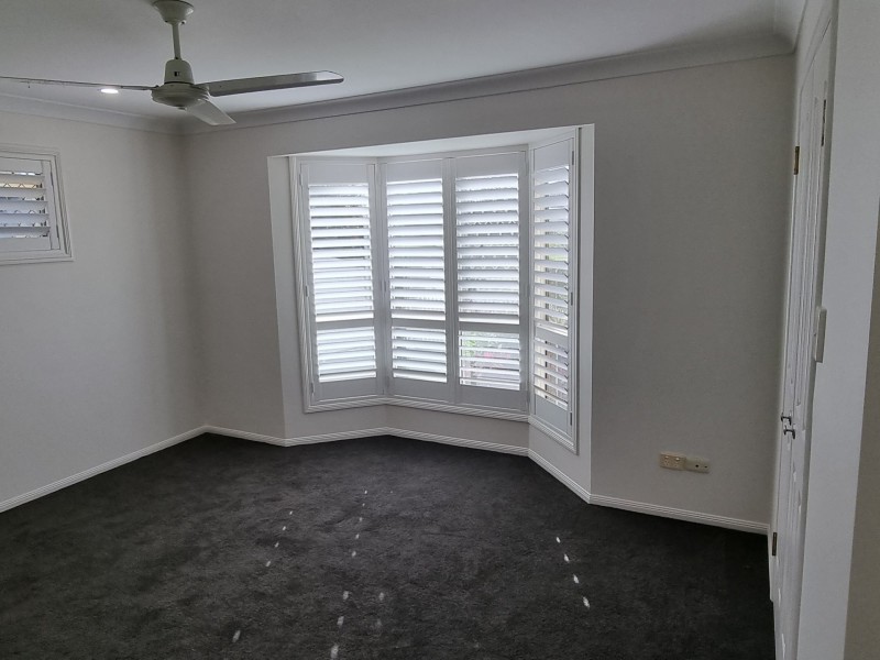 6 Avoca Esplanade, Sandstone Point QLD 4511