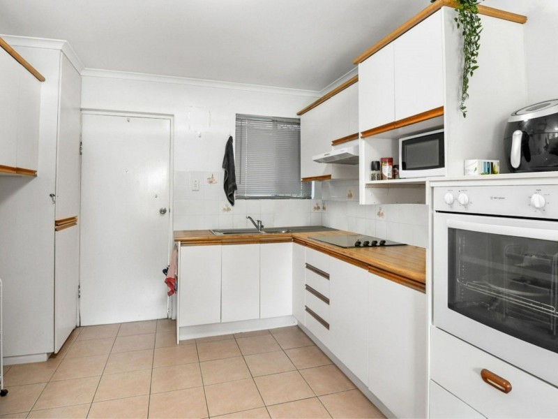 1/22a Winston Drive, Bongaree QLD 4507