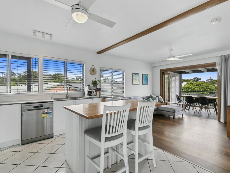 27 Caltowie Avenue, Banksia Beach QLD 4507