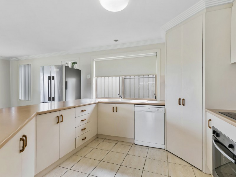 6 Catamaran Court, Banksia Beach QLD 4507