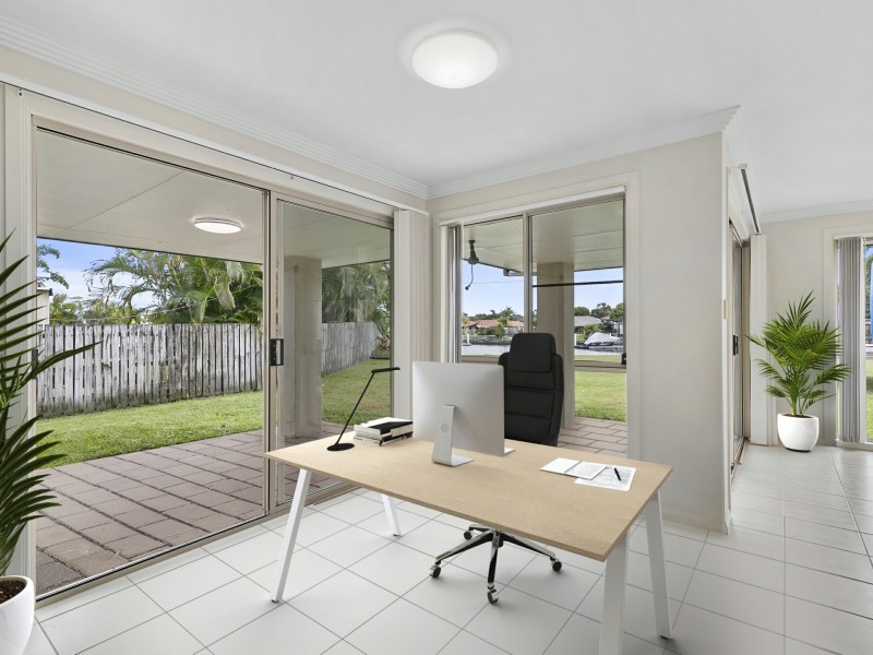 6 Catamaran Court, Banksia Beach QLD 4507