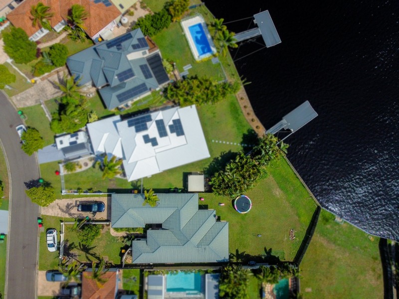 6 Catamaran Court, Banksia Beach QLD 4507