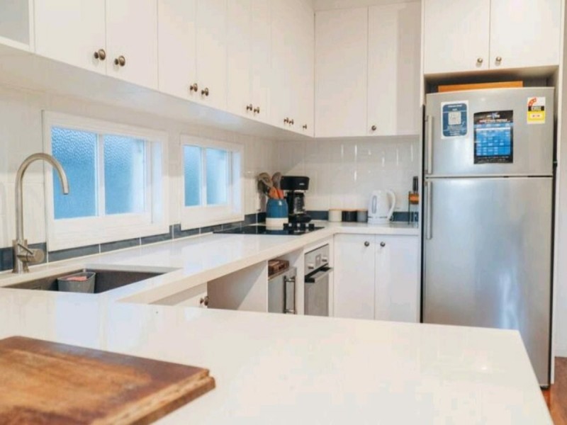 25 Queen Street, Bongaree QLD 4507