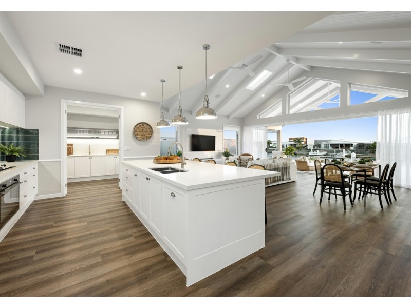 156 Cosmos Avenue, Banksia Beach QLD 4507