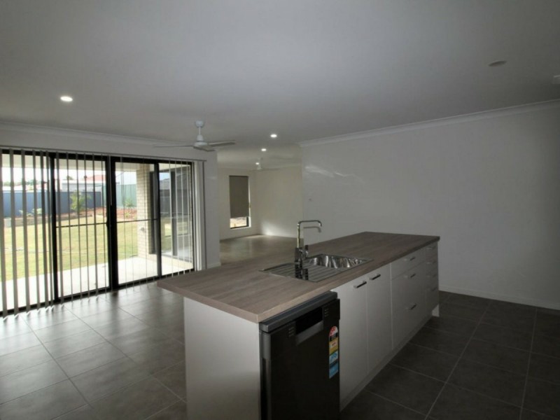 88 Coolgarra Avenue, Bongaree QLD 4507