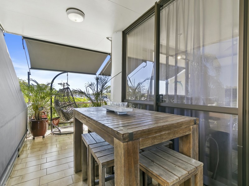 2/9-11 Spinnaker Drive, Sandstone Point QLD 4511