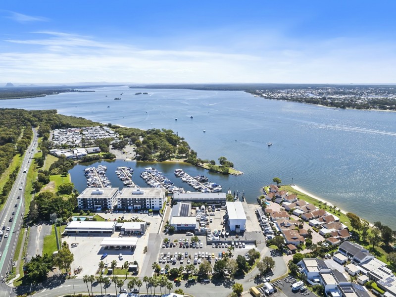 2/9-11 Spinnaker Drive, Sandstone Point QLD 4511