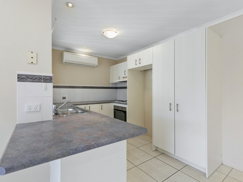 1 Mackerel Street, Sandstone Point QLD 4511