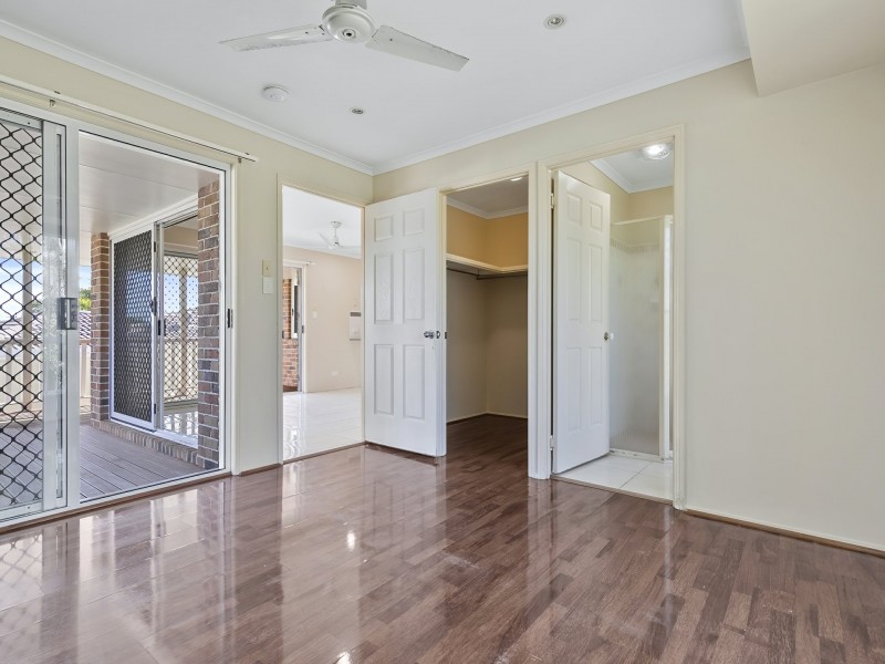 1 Mackerel Street, Sandstone Point QLD 4511