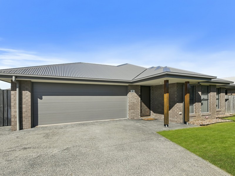 21 Grasstree Place, Ningi QLD 4511