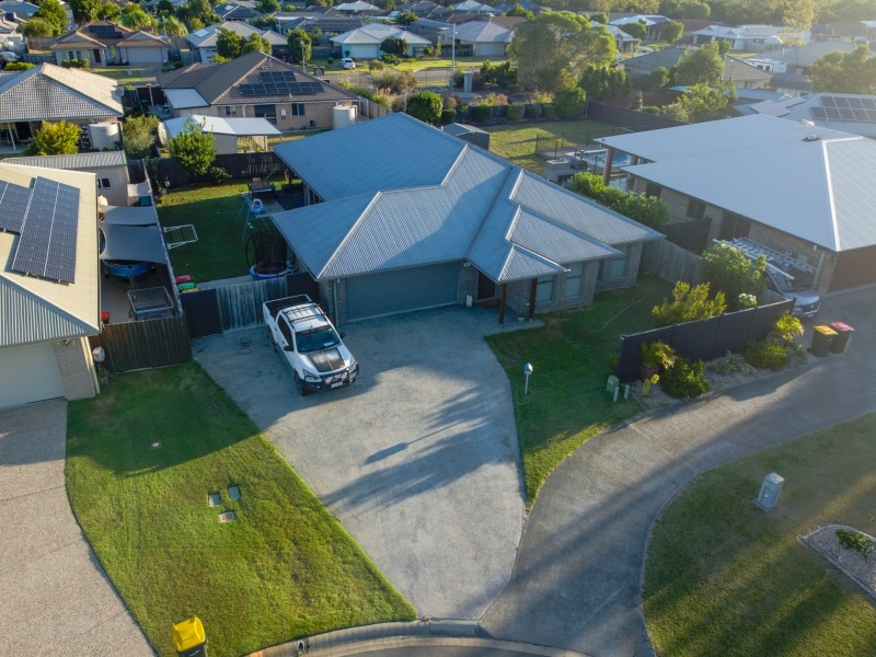 21 Grasstree Place, Ningi QLD 4511