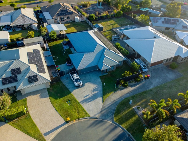 21 Grasstree Place, Ningi QLD 4511