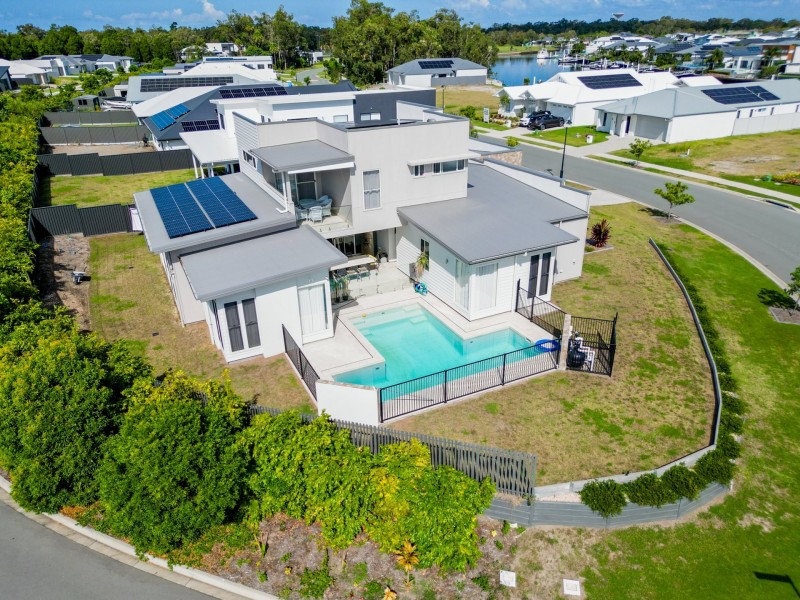 153 Cosmos Avenue, Banksia Beach QLD 4507
