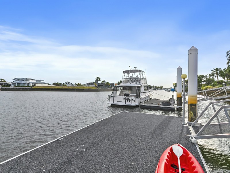 13 Elanus Court, Banksia Beach QLD 4507