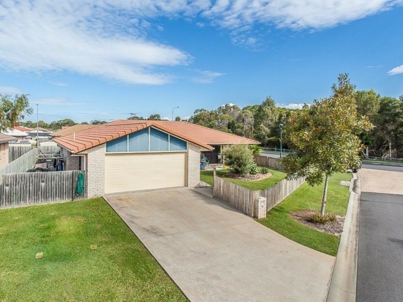 11 Biggera Court, Sandstone Point QLD 4511