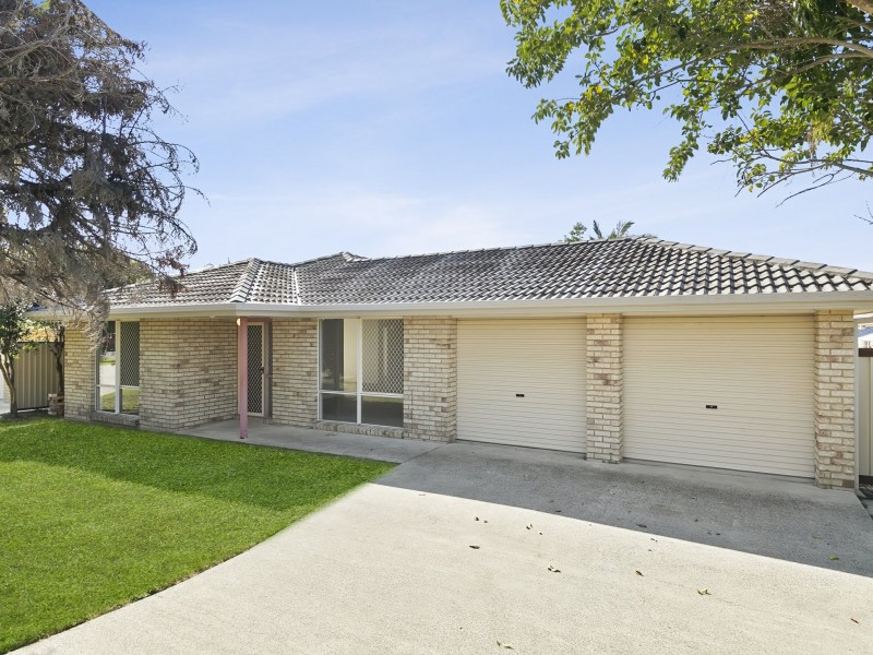 10 Carpenter Way, Sandstone Point QLD 4511