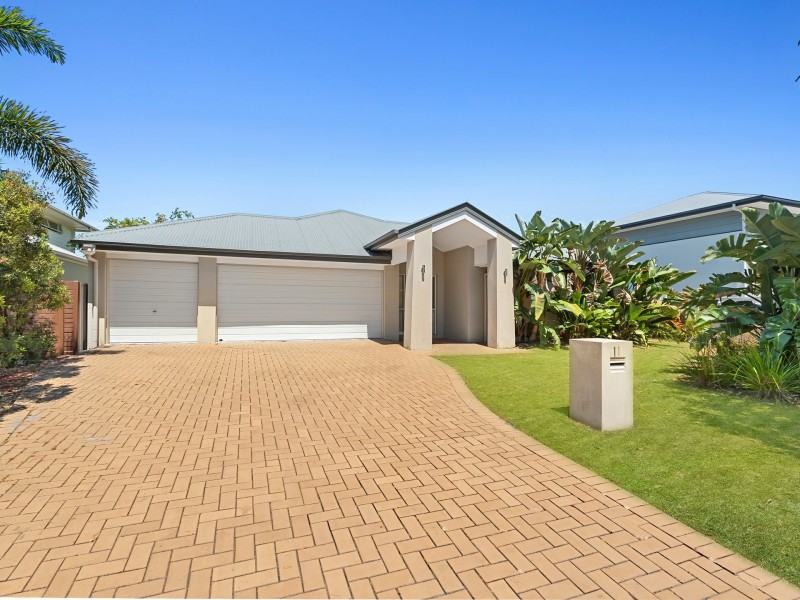 11 Blueberry Street, Banksia Beach QLD 4507
