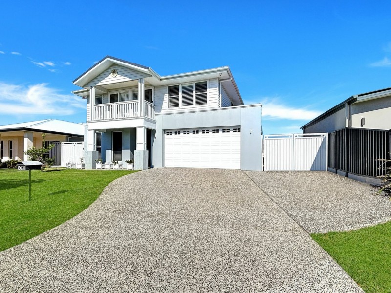 67 Aquila Circuit, Banksia Beach QLD 4507