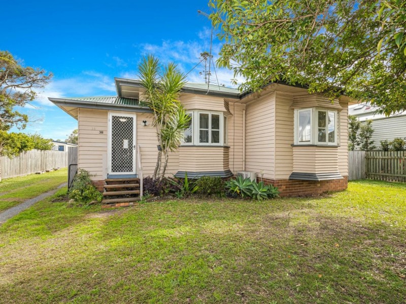 38 Biggs, Beachmere QLD 4510