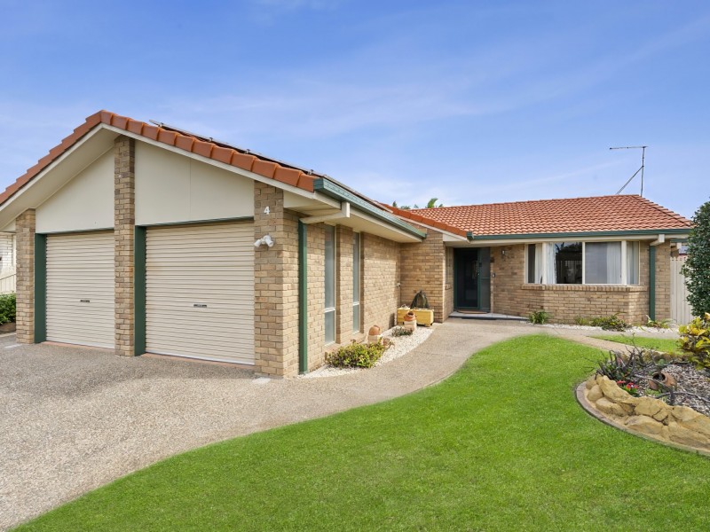 4 Capstan Court, Banksia Beach QLD 4507