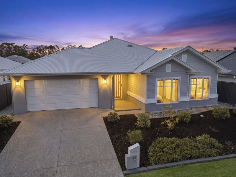 165 Cosmos Avenue, Banksia Beach QLD 4507