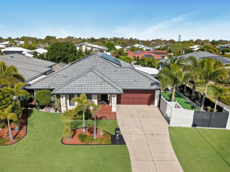 9 Beaufort Circuit, Banksia Beach QLD 4507