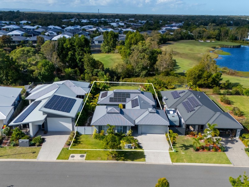 55 Emilia Close, Banksia Beach QLD 4507