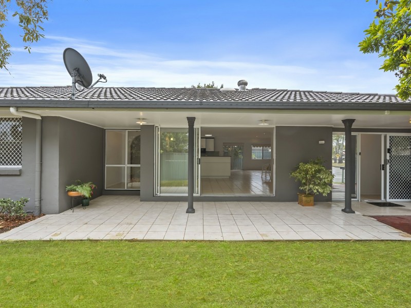 27 Emu Walk, Bongaree QLD 4507