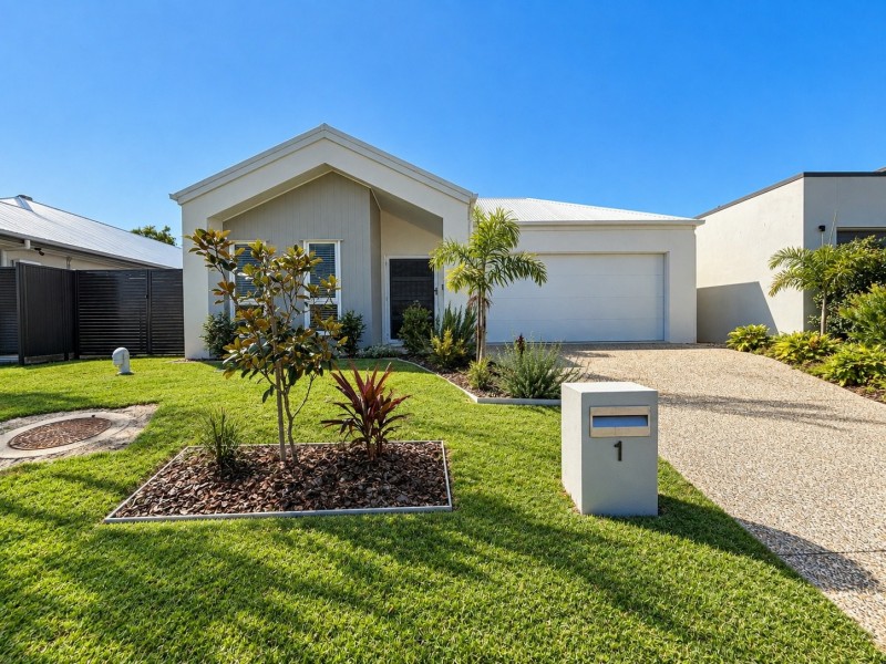 1 Kennedia Court, Banksia Beach QLD 4507
