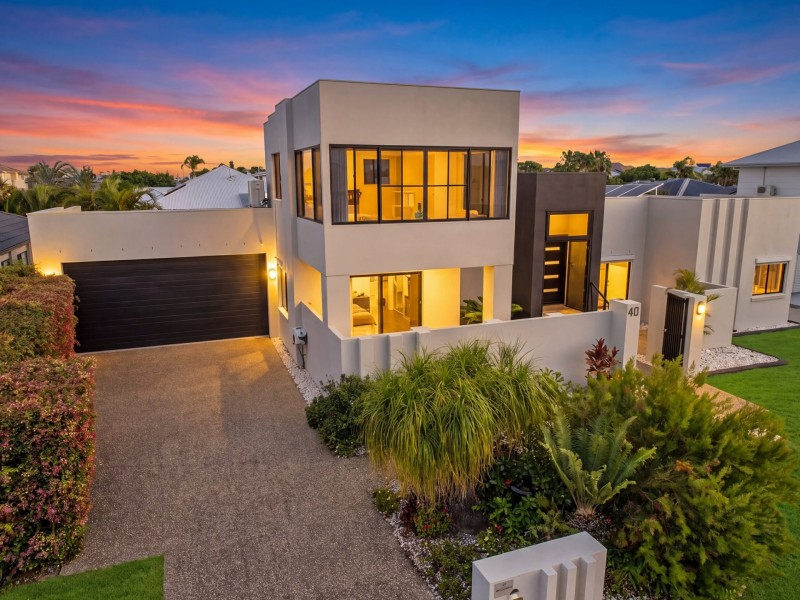 40 Kakadu Circuit, Banksia Beach QLD 4507