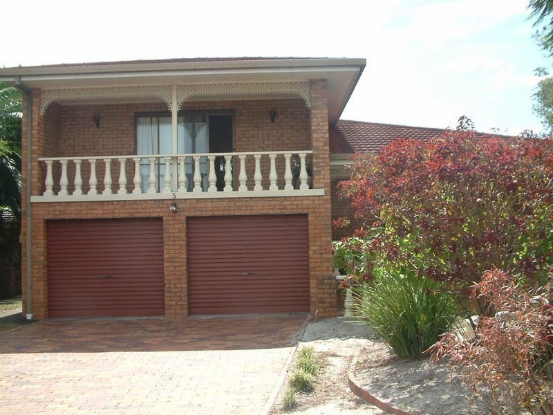 5 Rose Court, Bribie Island QLD 4507