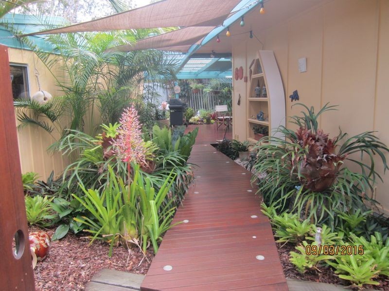 7 Avon Avenue, Banksia Beach QLD 4507