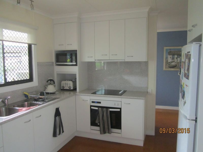 7 Avon Avenue, Banksia Beach QLD 4507
