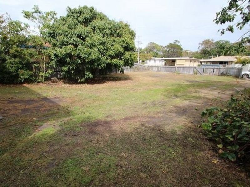 53 North Street, Woorim QLD 4507