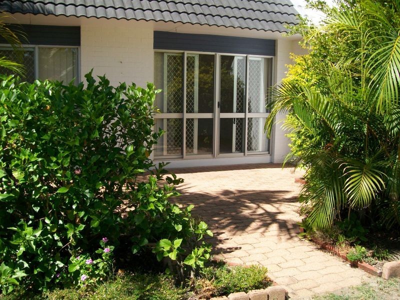 Sandstone Point QLD 4511