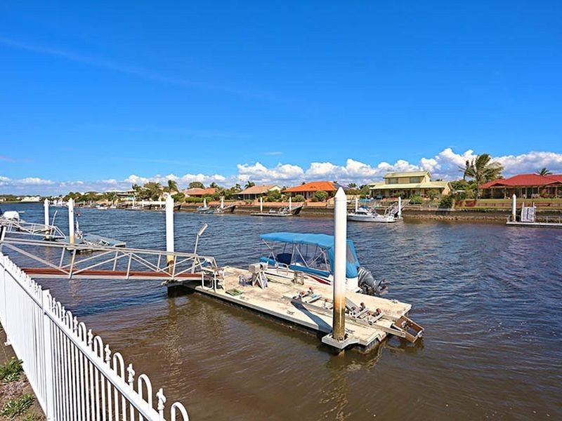 14 Tradewinds Drive, Banksia Beach QLD 4507