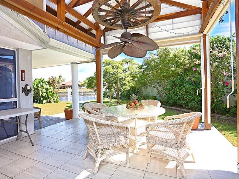 14 Tradewinds Drive, Banksia Beach QLD 4507