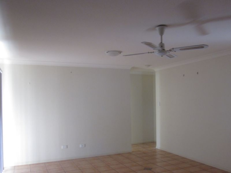 14 Scarborough Court, Sandstone Point QLD 4511