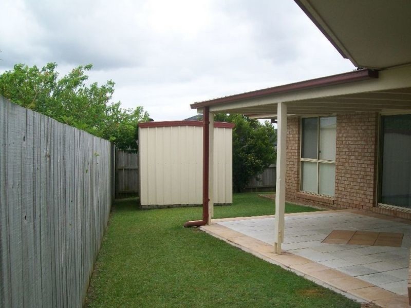14 Scarborough Court, Sandstone Point QLD 4511